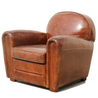 Poltrona Club in vera pelle marrone con borchie e struttura in legno