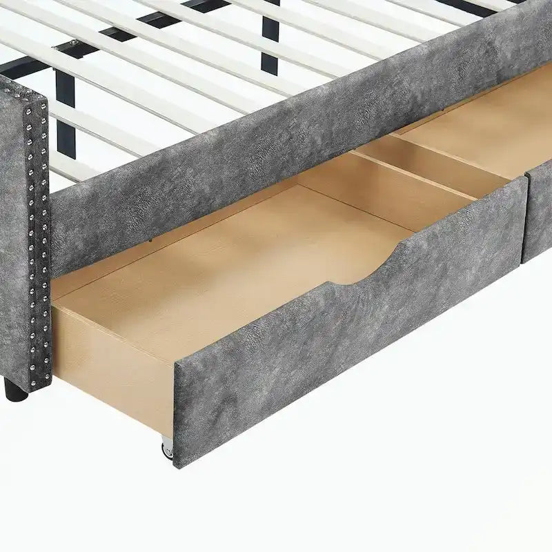 Divano letto imbottito in tufting a grandezza naturale con cassetti